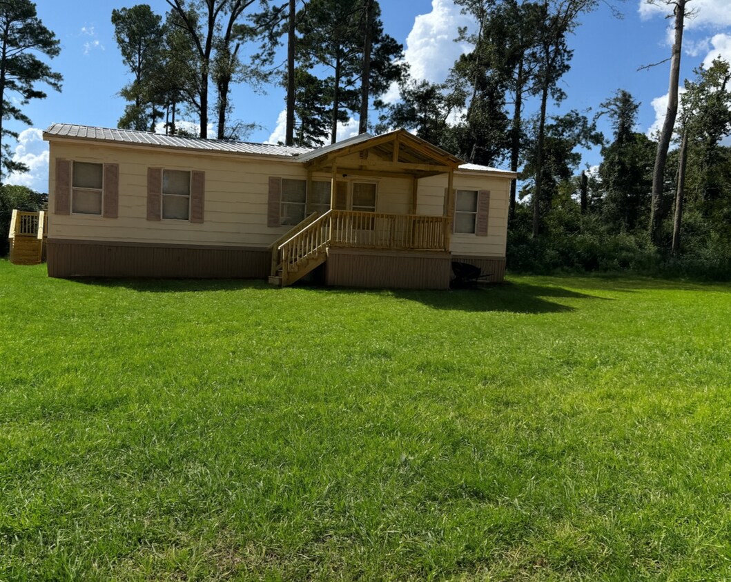 Foto principal - 516 Crouch Rd