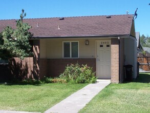 Building Photo - 2405 SW 31st St