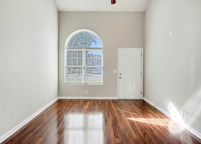 Building Photo - 5039 Nina Marie Ave