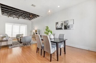 Foto del edificio - 941 W 21st St