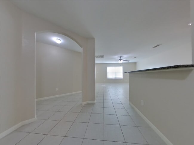 Foto del edificio - 680 Totem Trail Dr