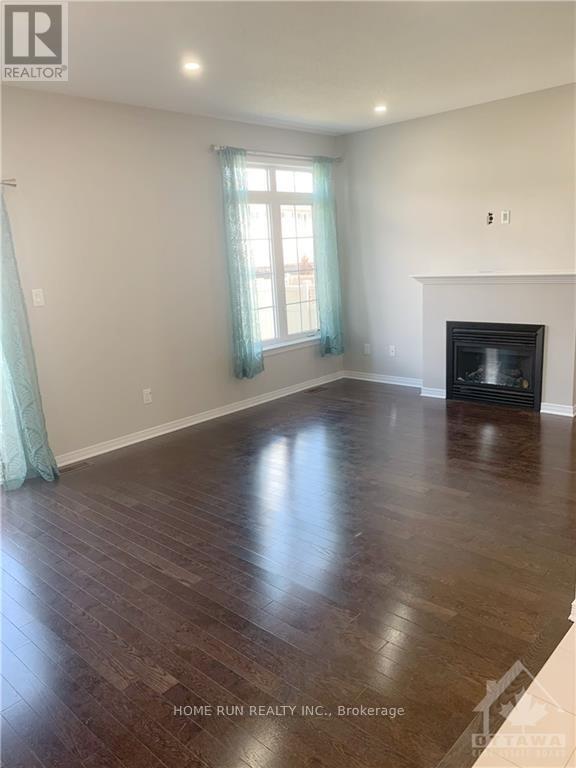 Photo du bâtiment - 488 Dundonald Dr