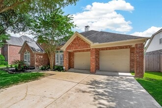 Building Photo - 1527 Lake Pauline Ct