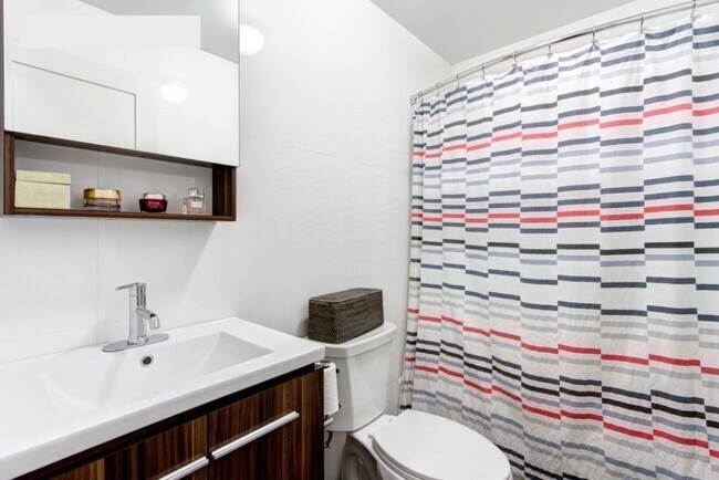 Foto del edificio - Quincy Street