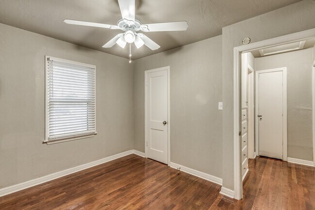 Foto del edificio - 1430 NE 28th St