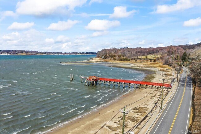 Foto del edificio - 4 Elfland Ct