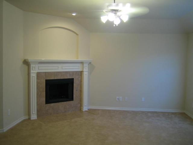 Building Photo - 5916 Silver Buckle Dr