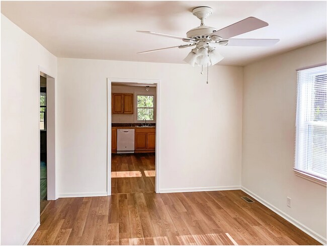 Building Photo - Coming Soon! Charming house on private road in the hills of West Nashville!