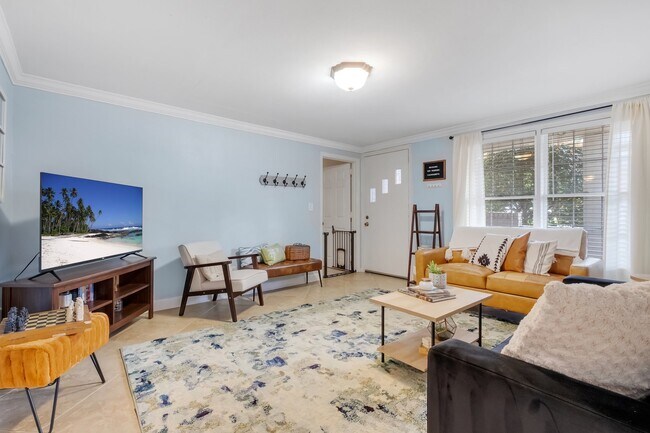 Foto del edificio - 715 N Calhoun St