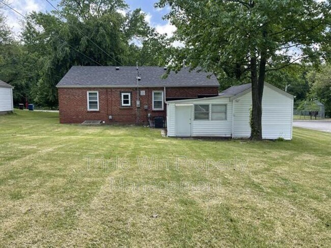 Foto del edificio - 201 Robert Ave