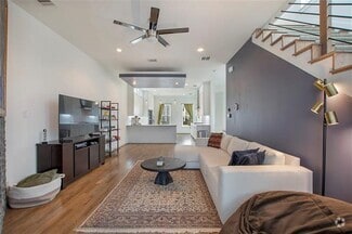 Building Photo - 4634 Virginia Ave