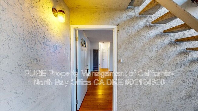 Foto del edificio - 144 Brush Creek Rd