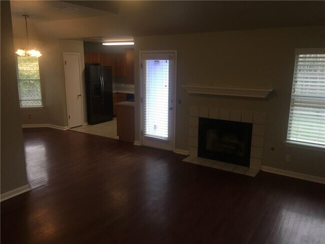 Foto del edificio - 301 Dashelle Run