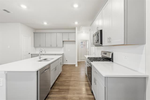 Foto del edificio - 206 Goosewood Dr