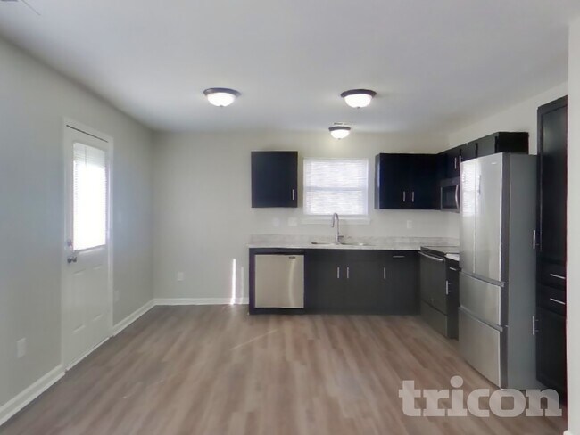 Foto del edificio - 1619 Prairieview Ln