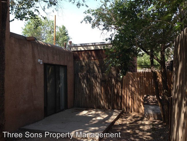 Building Photo - 215 La Vida Nueva del Oeste SW