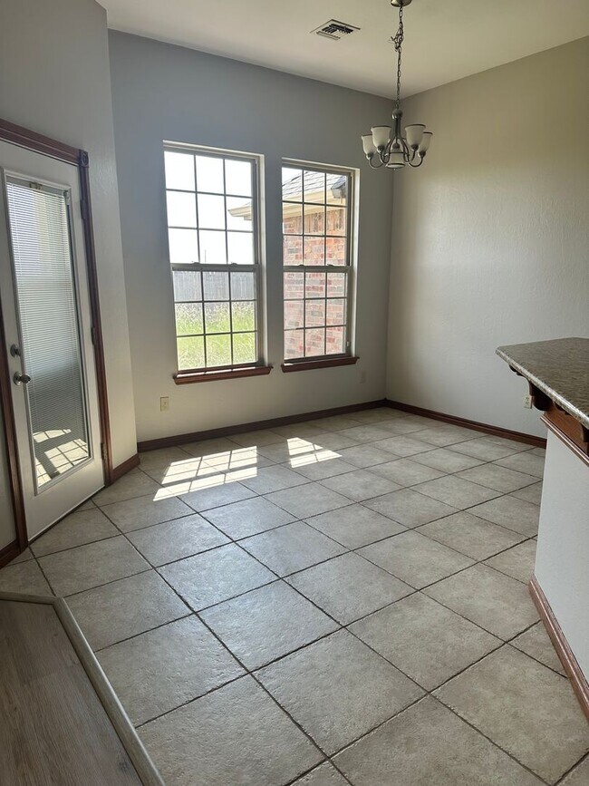 Foto del edificio - Great Home located in Dove Creek!$250.00 o...