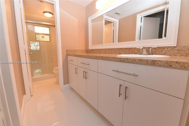 Building Photo - 7480 Miami Lakes Dr