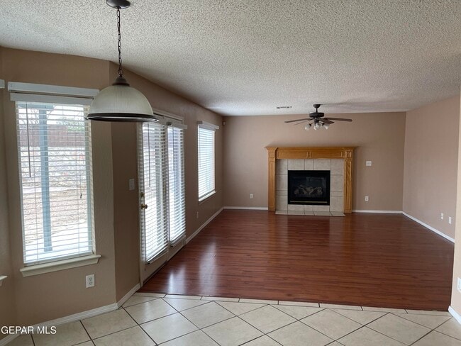 Building Photo - 452 Emerald Pass Ave