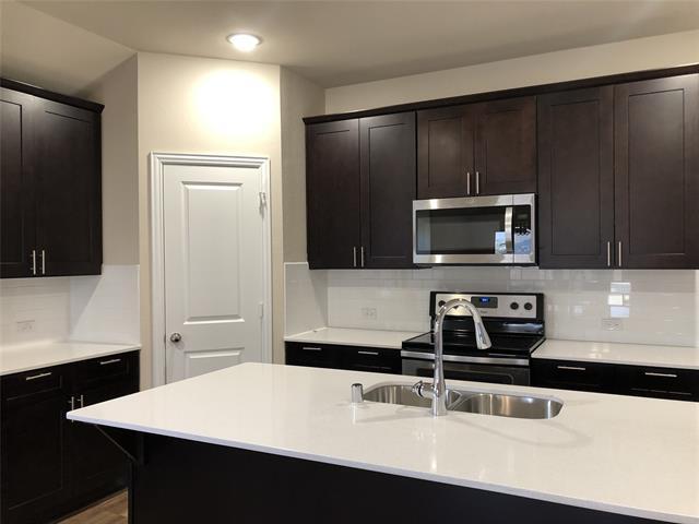Foto del edificio - 2129 Silsbee Ct