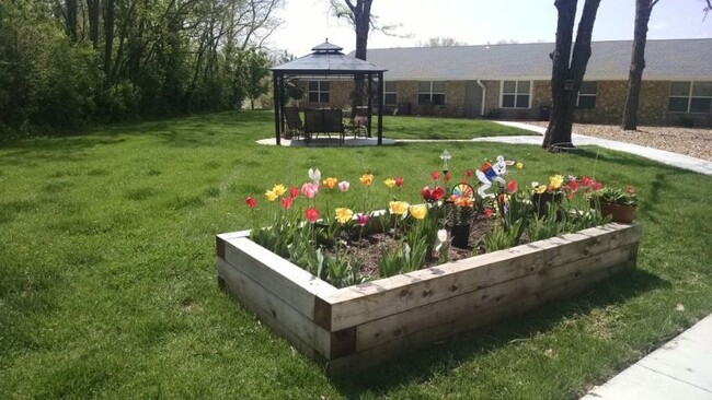 Outdoor Space - Maple Ridge Senior Apartments