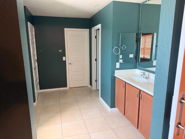 Foto del edificio - 37444 Big Bend Rd