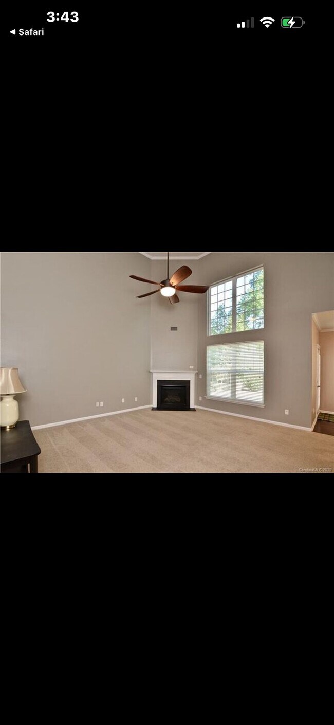 Foto del edificio - 14613 Colonial Park Dr