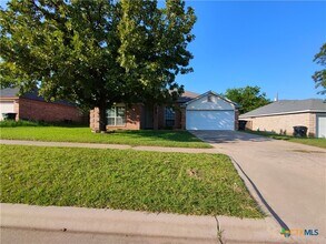 Building Photo - 3605 Coral Bay Ln