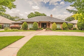 Building Photo - 6724 Blue Meadow Dr