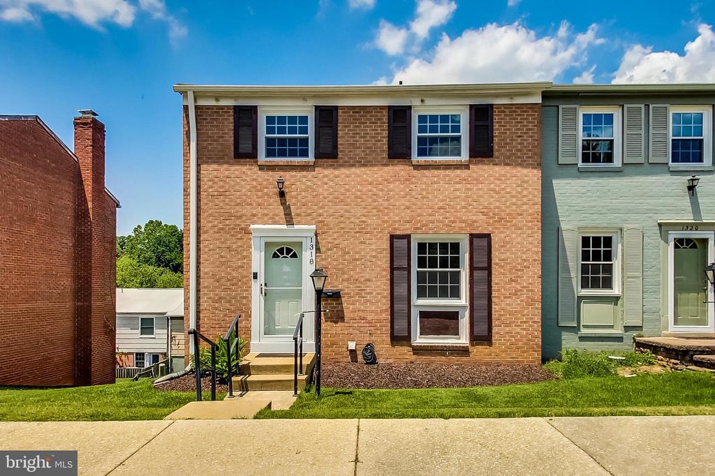 Primary Photo - 1318 Palmer Rd