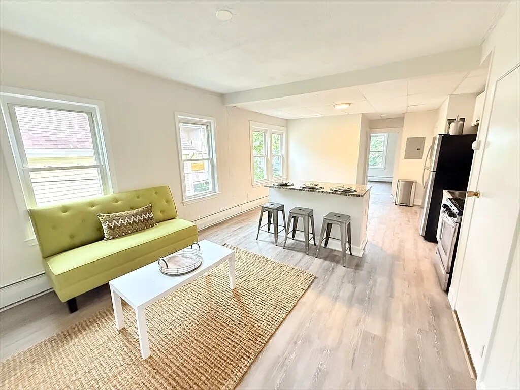 Foto principal - 337 Spruce St