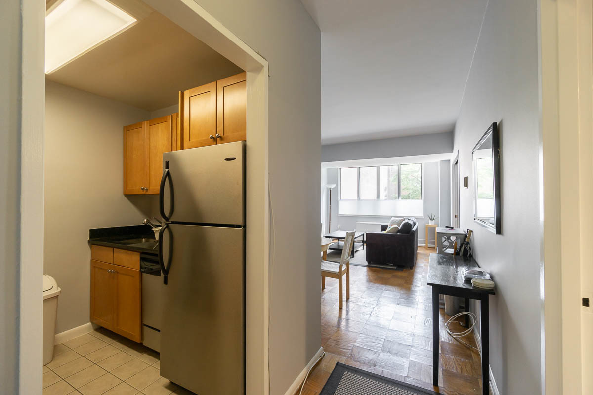 Foto principal - 2939 Van Ness St NW