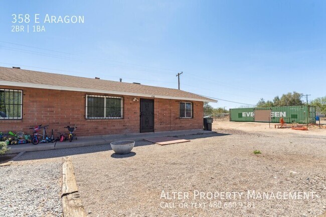 Building Photo - 358 E Aragon-
