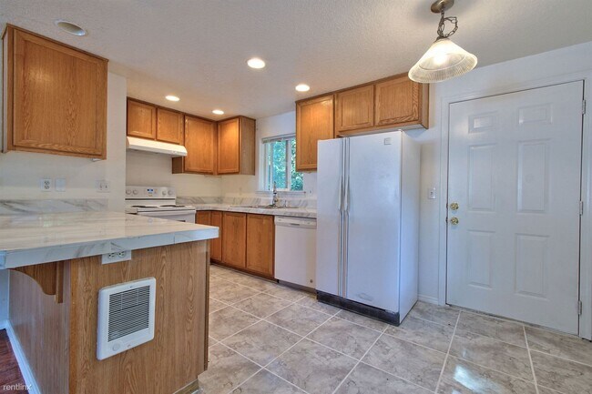 Foto del edificio - 2478 NW 4th Ave