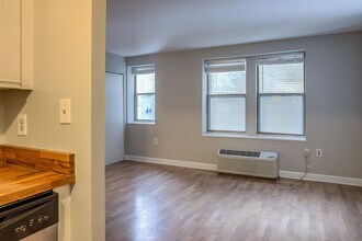 2440 16th St NW