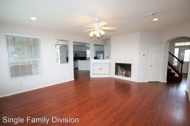 Foto del edificio - 4 br, 3 bath House - 1701 Foggy Glen Cv