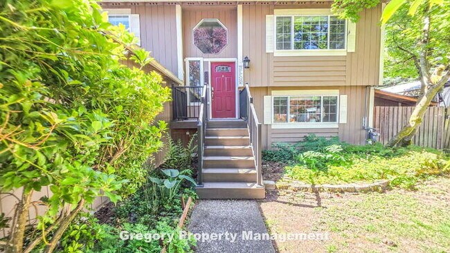 Foto del edificio - 622 204th St SE