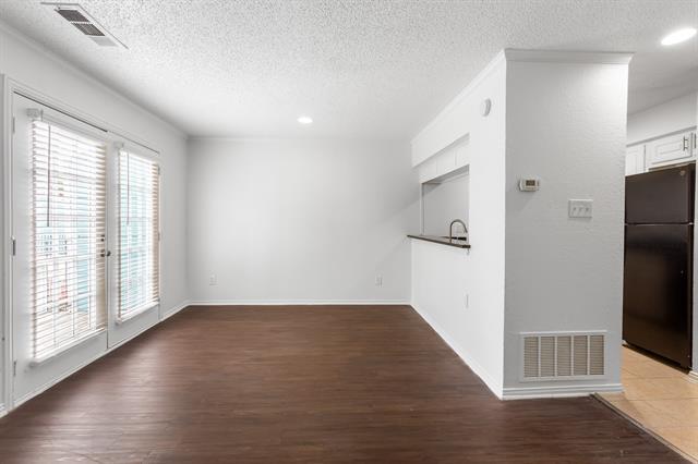Foto del edificio - 5411 Columbia Ave