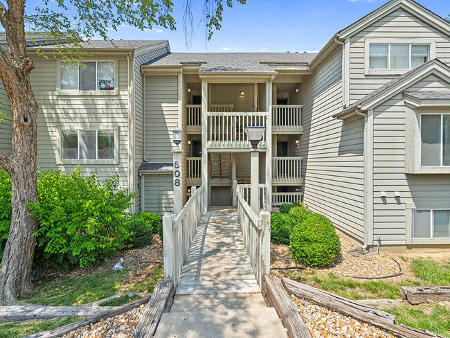 Walk Out Balconies - The Retreat at Woodlands Apartments