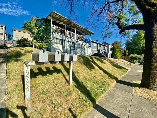Building Photo - 12746 35th Ave NE