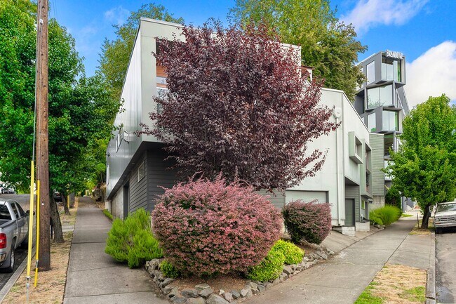 Building Photo - N Cook (3203)