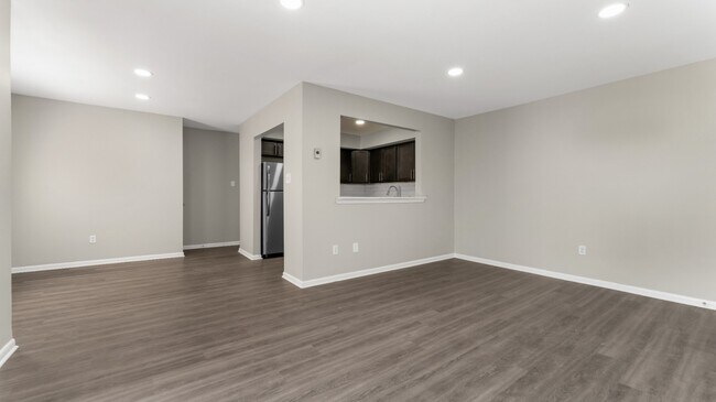 Foto del edificio - 620 W Brookdale St