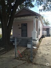 Building Photo - 1820 Agriculture St