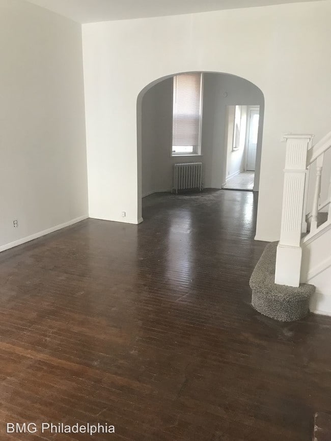 Building Photo - 3 br, 1 bath House - 6049 Irving St.