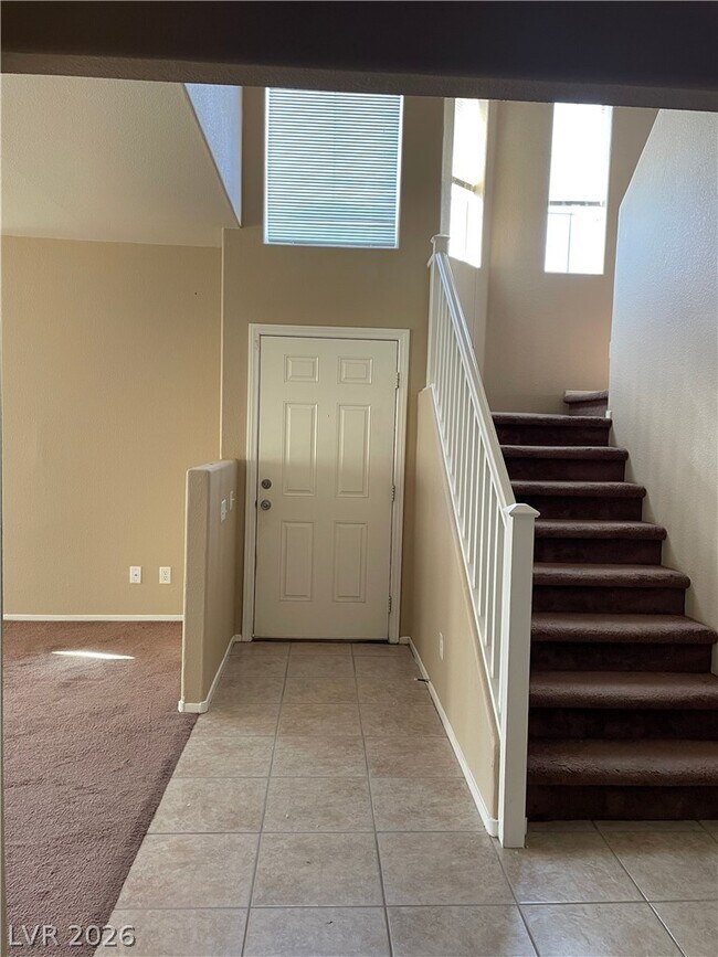 Foto del edificio - 3753 Hollycroft Dr