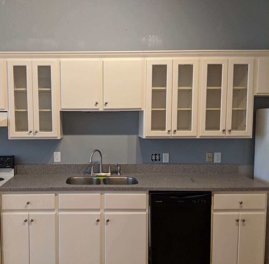 Kitchen area. - Apt C 1044 Broad St