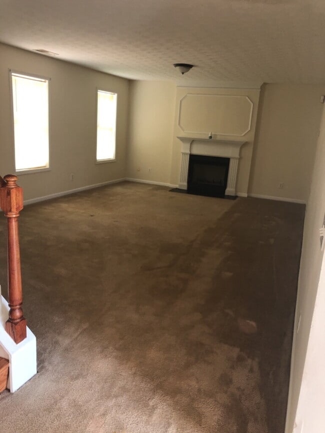 Foto del edificio - 2489 Tolliver Dr