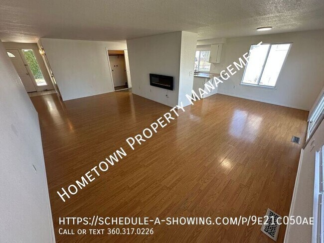 Foto del edificio - 16124 Vancil Loop SE