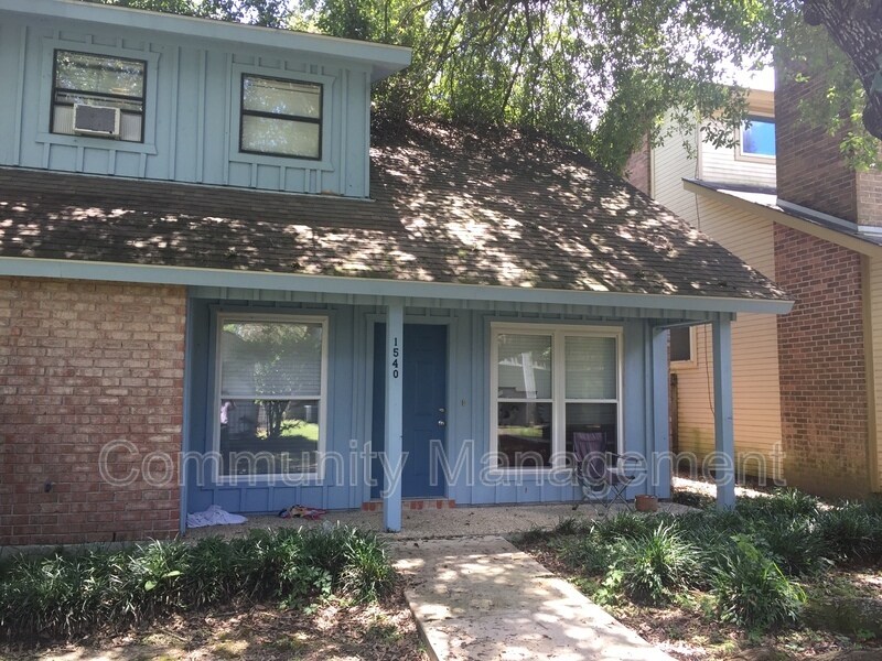 Foto principal - 1540 Sharlo Ave