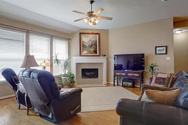 Foto del edificio - 7216 Pheasant Ct